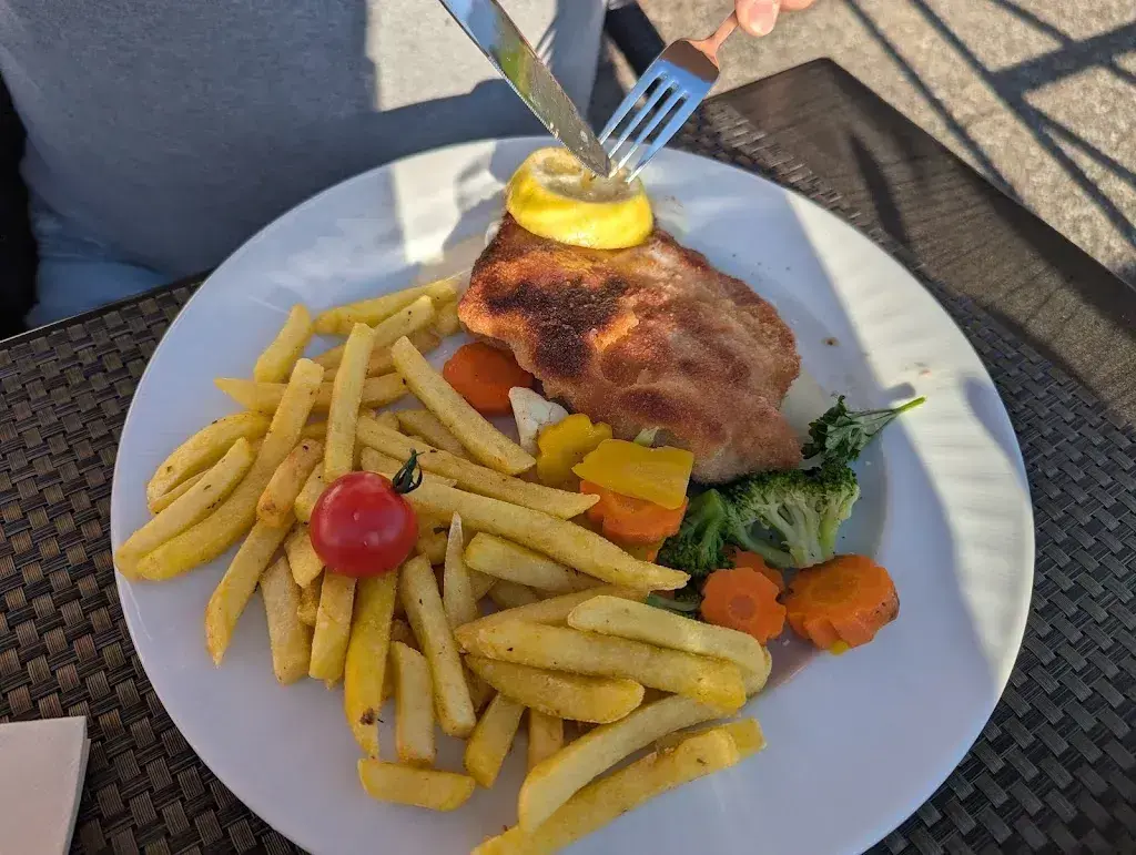 Niklas Parhammer_Gasthaus Michaelskreuz_Root_review