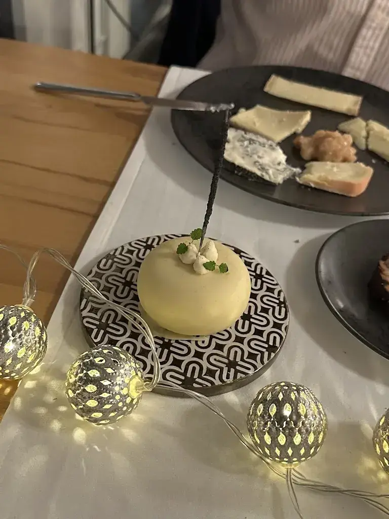 Elif Arslan_Equo 1706_Weggis_avis