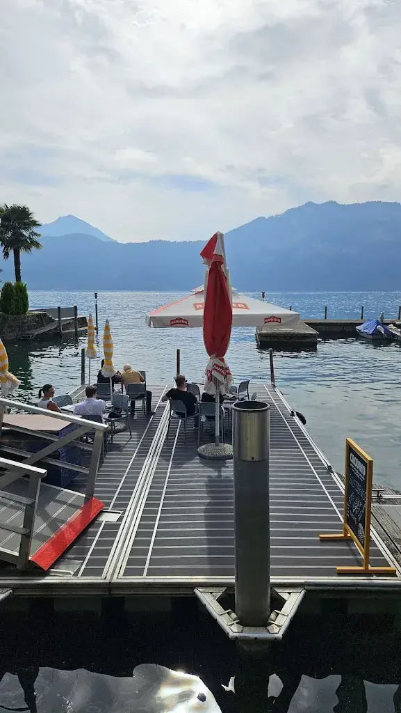 Emily Wardle_Lüchttürmli_Weggis_recensione