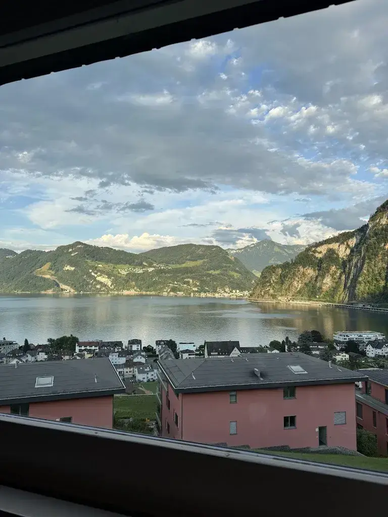 Shanz Thomas_Restaurant & Hotel Roggerli_Hergiswil_review