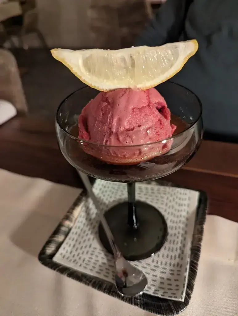 Dagobert Duck_Restaurant Felsenblick, Hergiswil_Hergiswil_avis