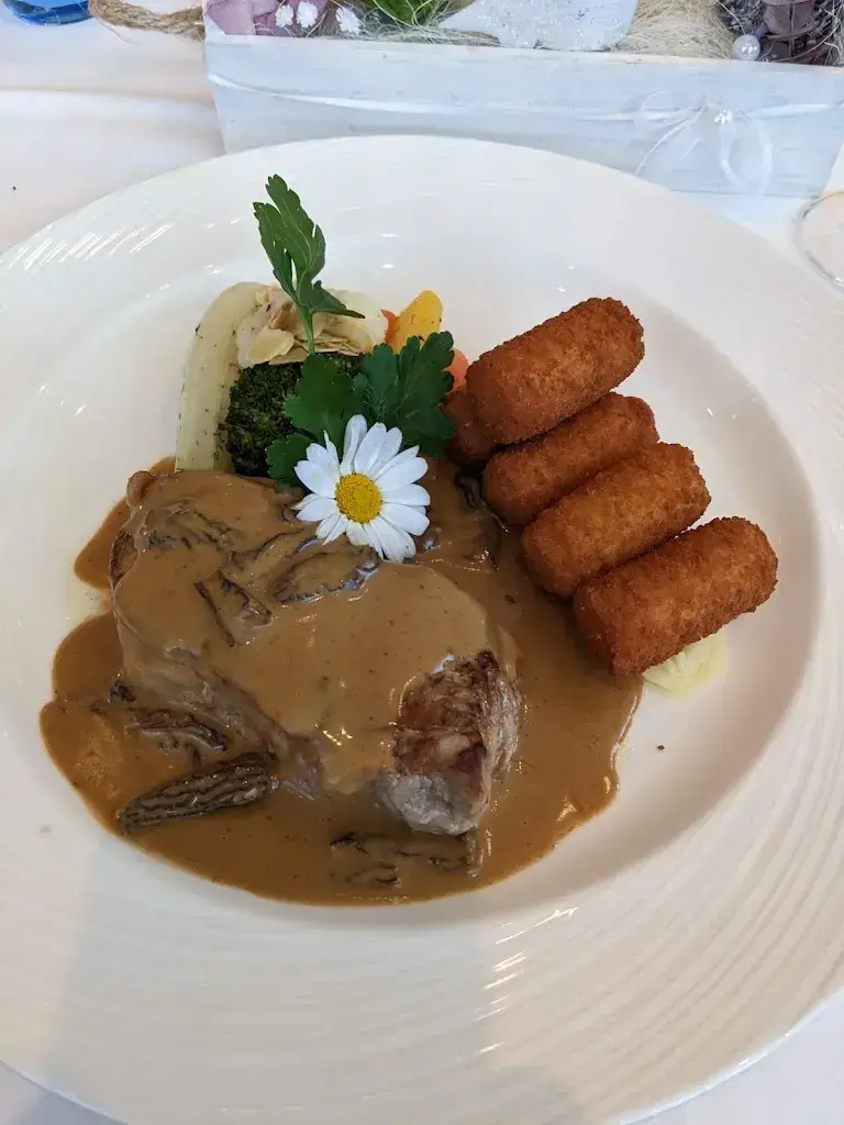 Adrian Gilli_Hotel-Restaurant Felmis_Horw_recensione