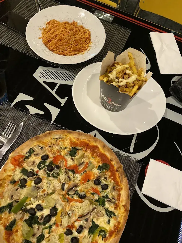 Menu_Mc One_Horw_image_3