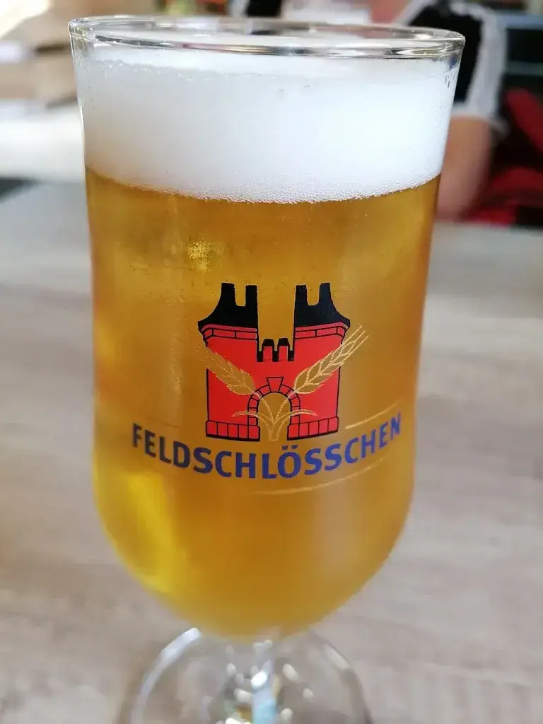 Dorra Sara_Linden Grillhouse_Kriens_review