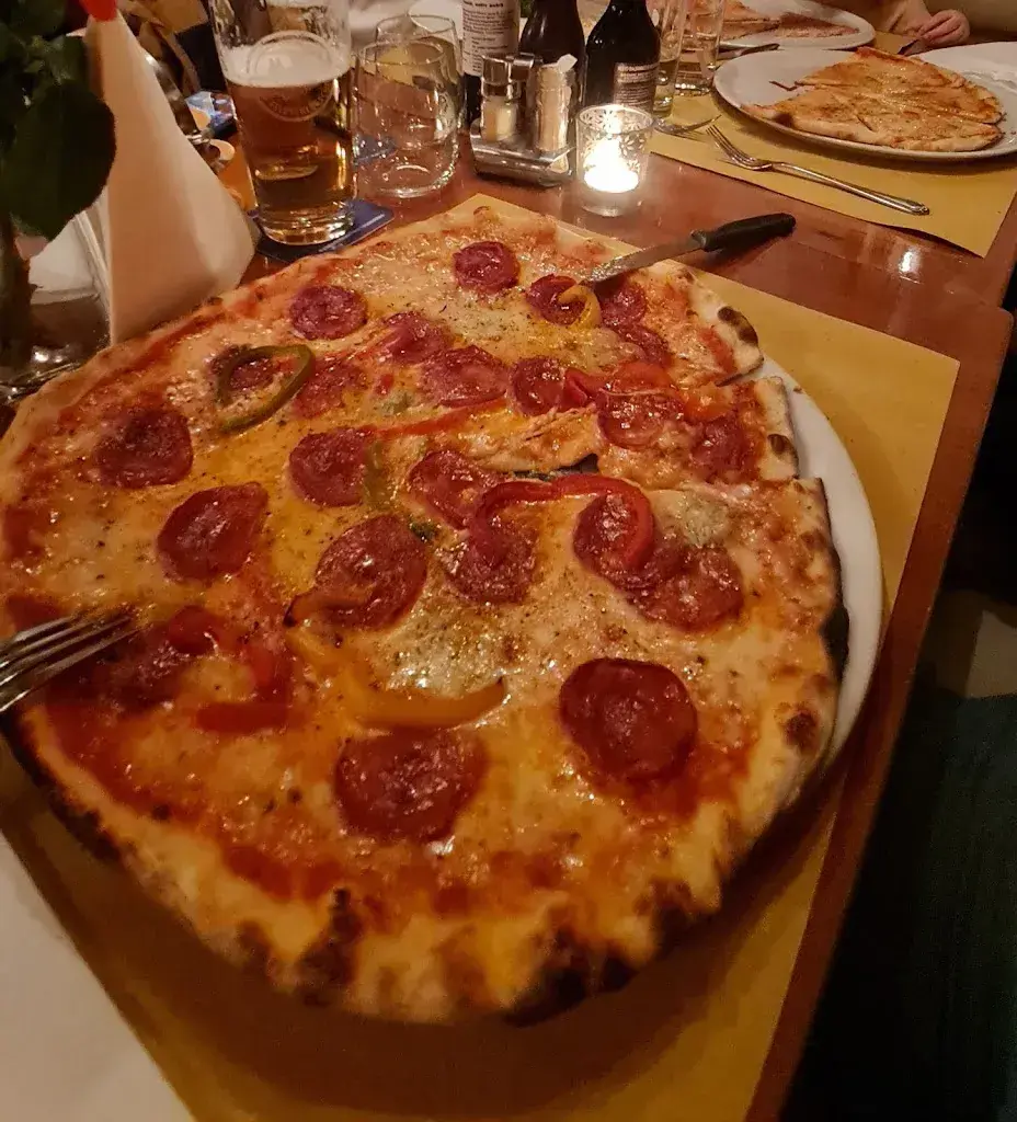 Pawel Jenda_Hotel-Ristorante Schlössli_Meggen_Bewertung