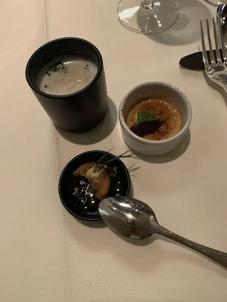 Eloy Martinez_Restaurant La Pistache_Meggen_review