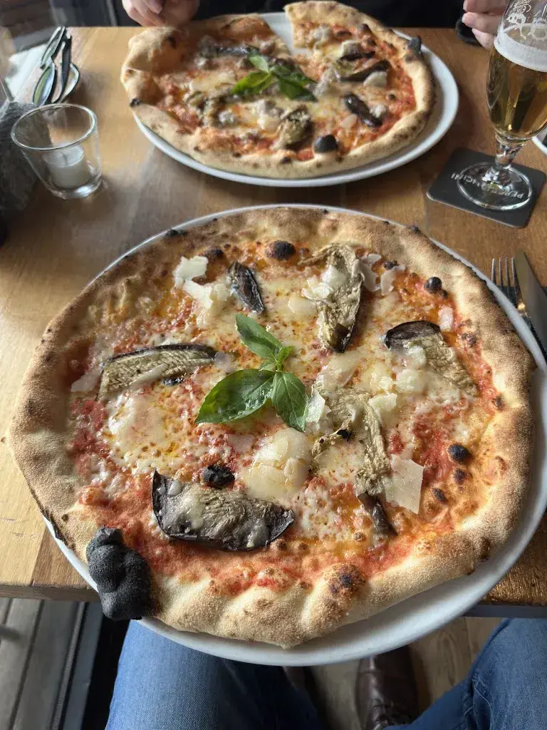 Dan Manolescu_Peperoncini 1313_Udligenswil_recensione