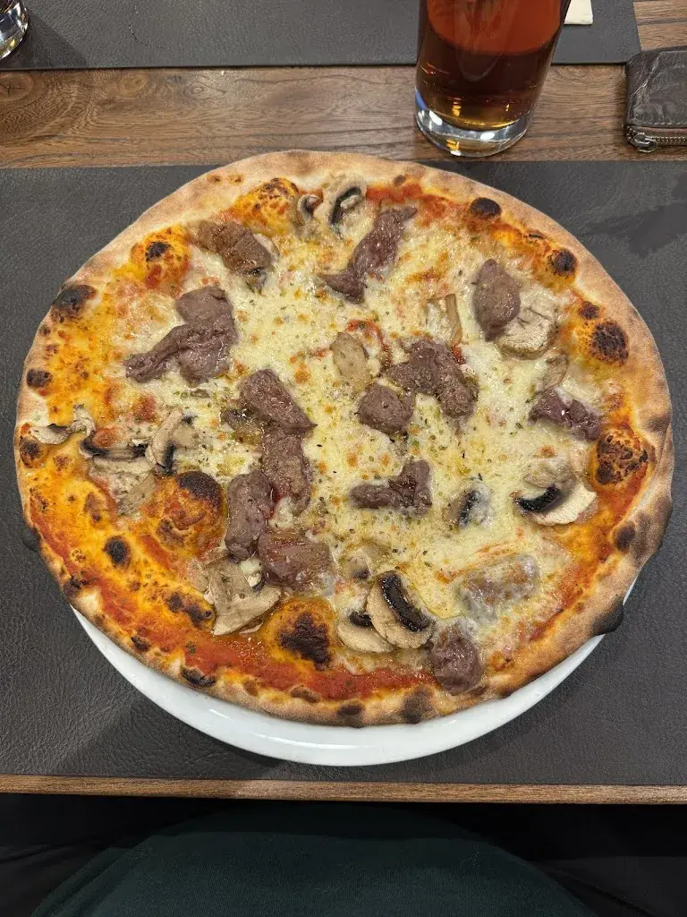 Faton Racipi_la bocca Neudorf_St. Gallen_avis