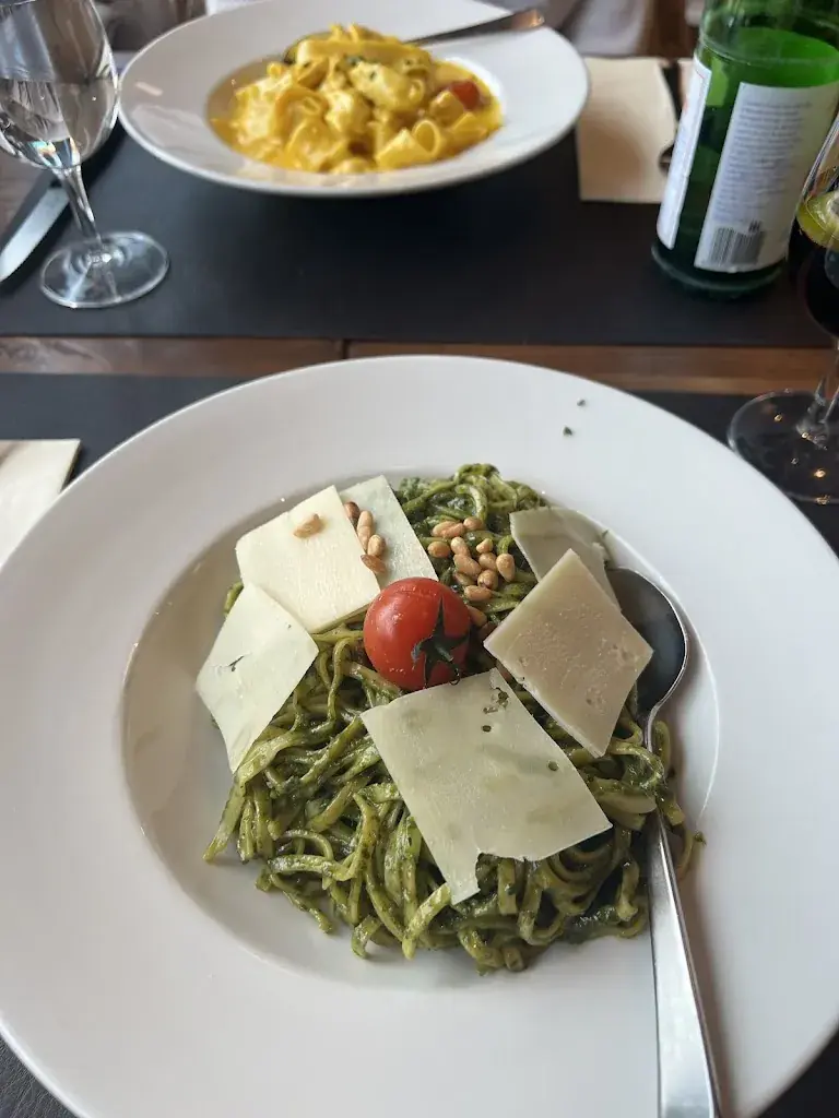 Lea S._la bocca Neudorf_St. Gallen_avis