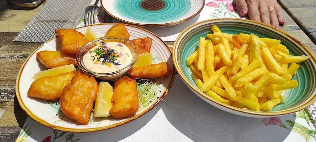 Stephan_Nostalgie Bar_Vitznau_avis