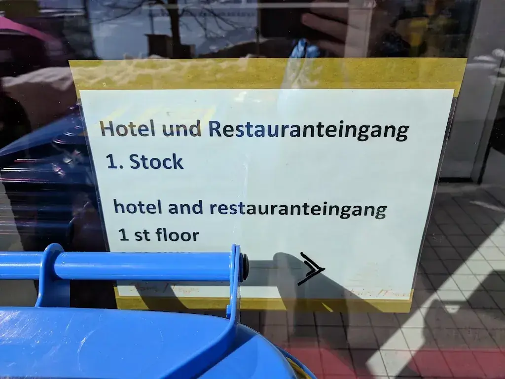 Andreas Heierli_Restaurant & Hotel Alpina_Rigi Kaltbad_avis