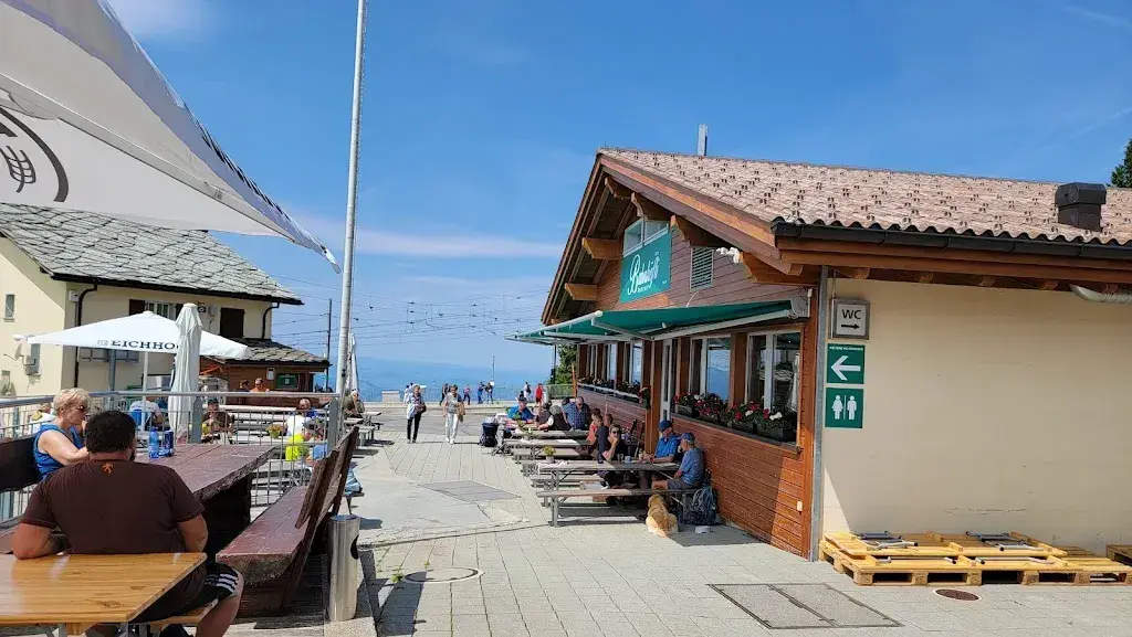 Brett Skipper_Restaurant Bahnhöfli_Rigi Staffel_review