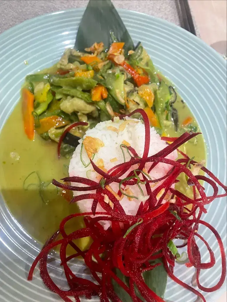 Torsten “Pinter”_Moshi Moshi Asia_Büron_avis