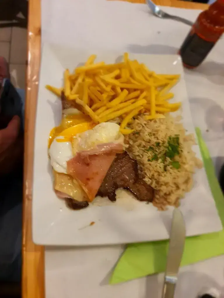 Menu_Centro Comunita Portoguesa_Büron_image_8