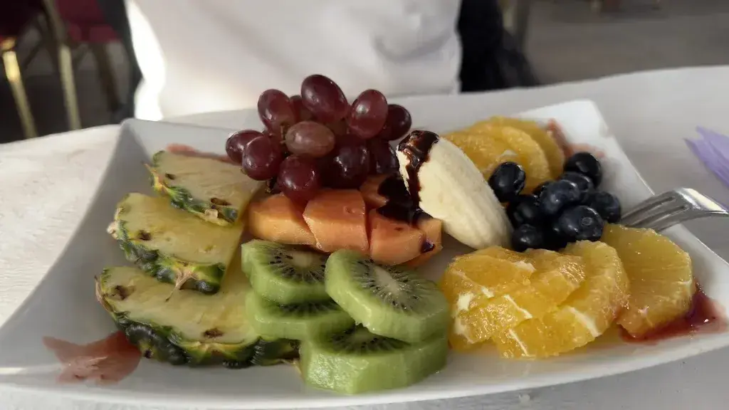 Animm0_Centro Comunita Portoguesa_Büron_review