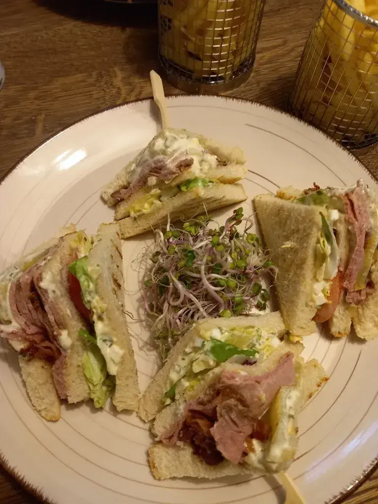 mirjam steiner_OTTO'S Bistro_Sursee_review