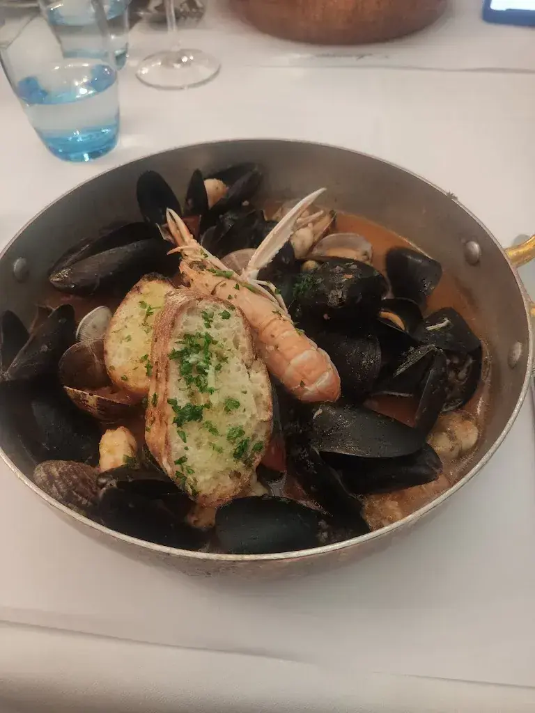 Menu_Ristorante Azzurro Terra e Mare_Bern_image_8