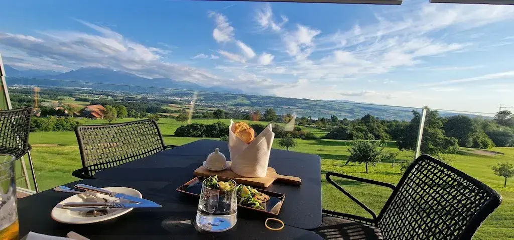 Menbergs Harmony Homestay Luzern_Restaurant Le Club_Hildisrieden_review