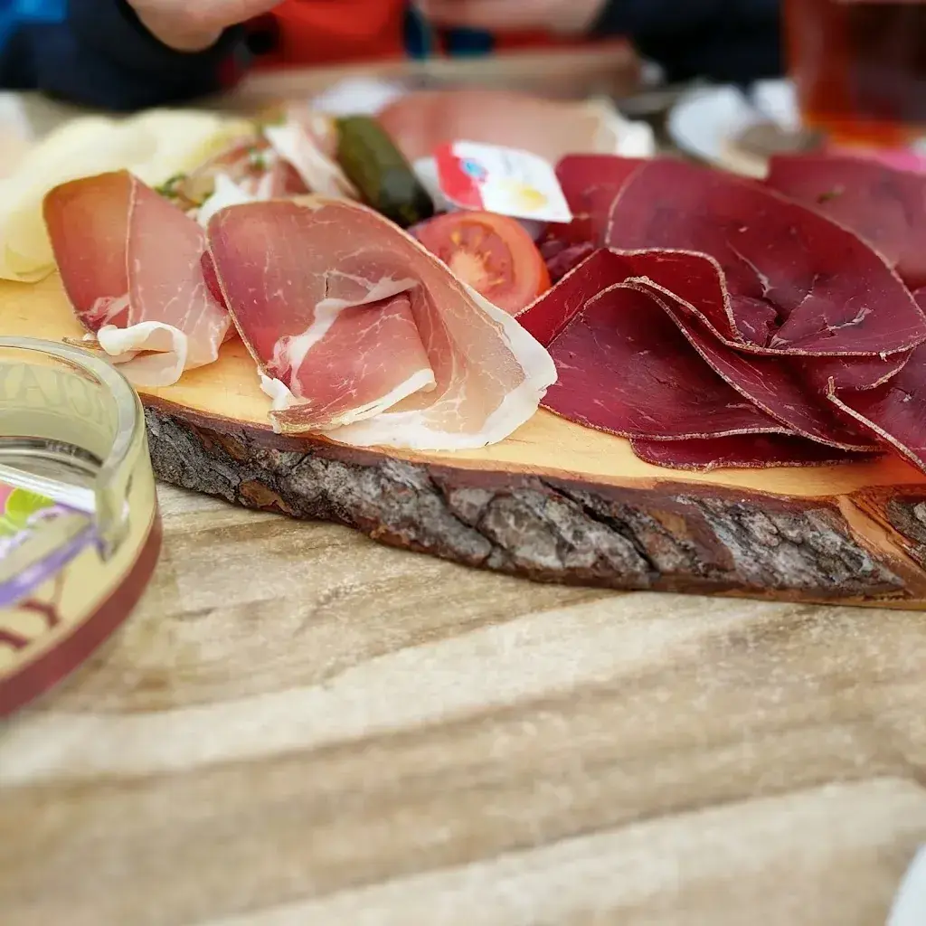 Menu_Gletschergrotte_Saas-Fee_image_5