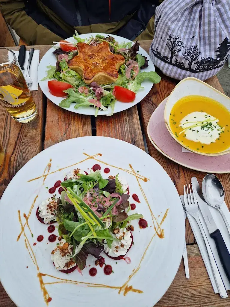 Sophie K_Gletschergrotte_Saas-Fee_review