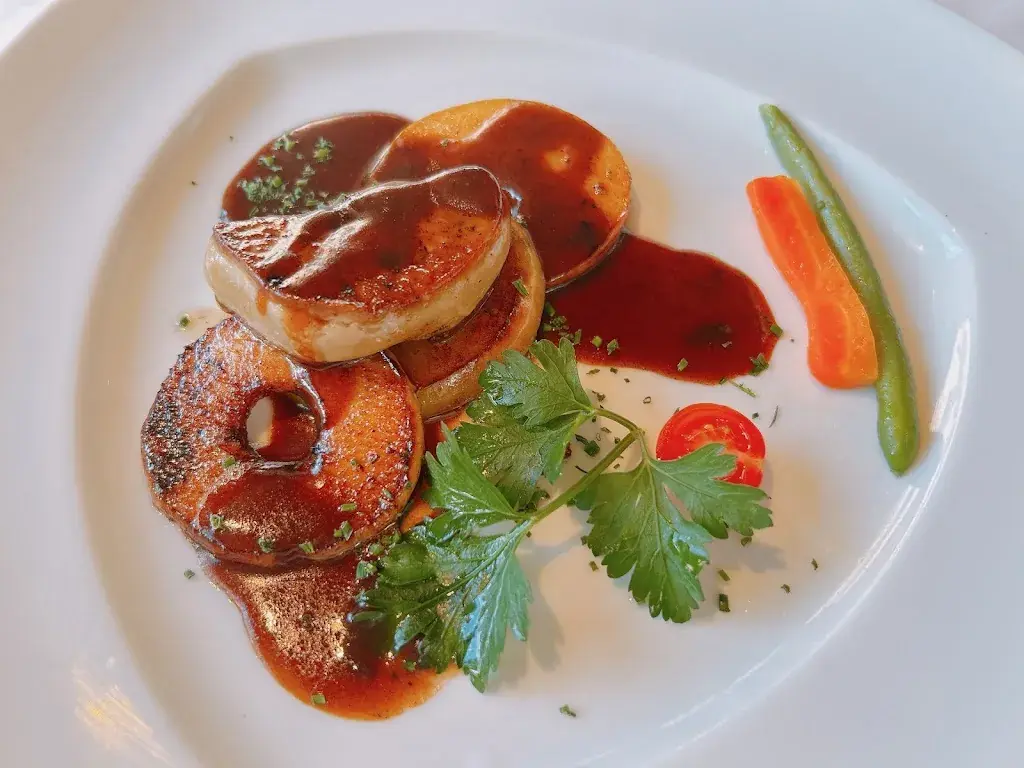 FENGSHI ZHENG_Oberes Triemli_Zürich_avis