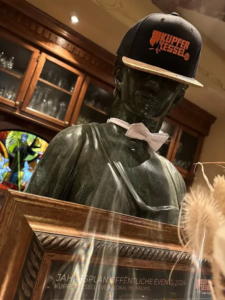 Johnny Explorer_KUPFERKESSEL EVENTLOKAL_Wauwil_recensione