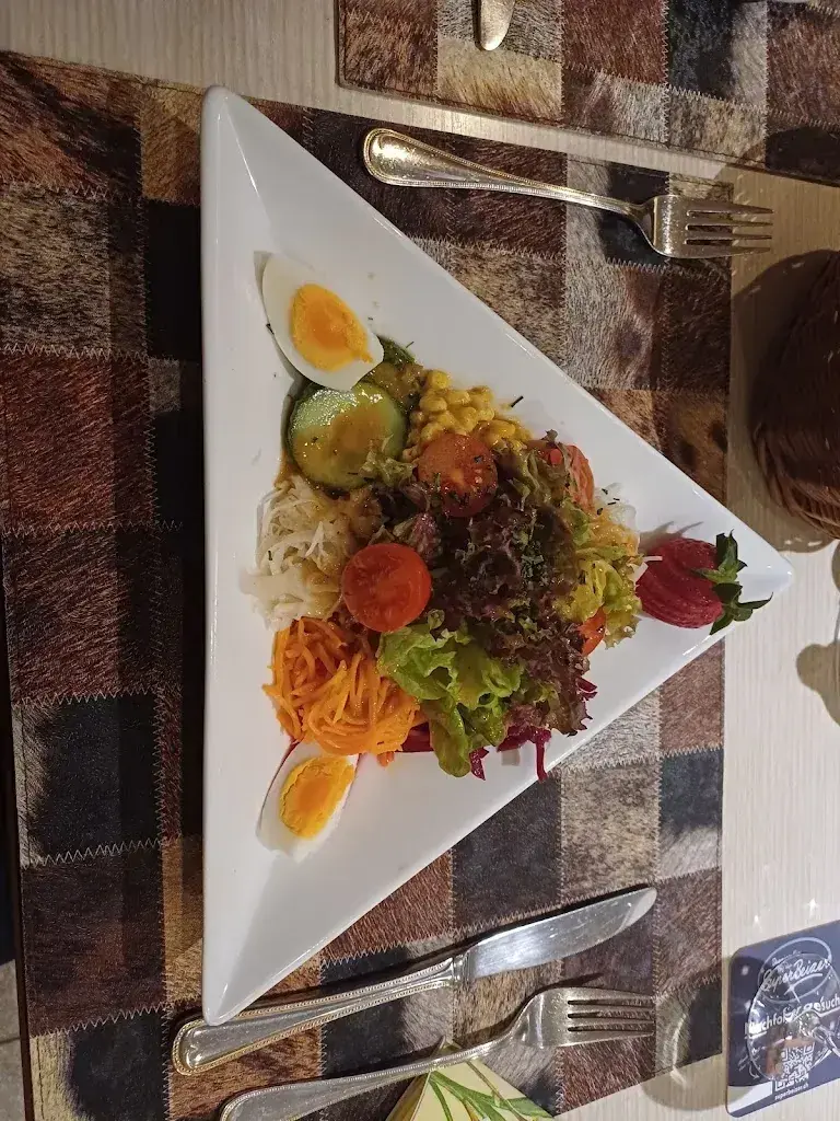 Luca Formicola_Gasthof Weinhof_Dagmersellen_avis