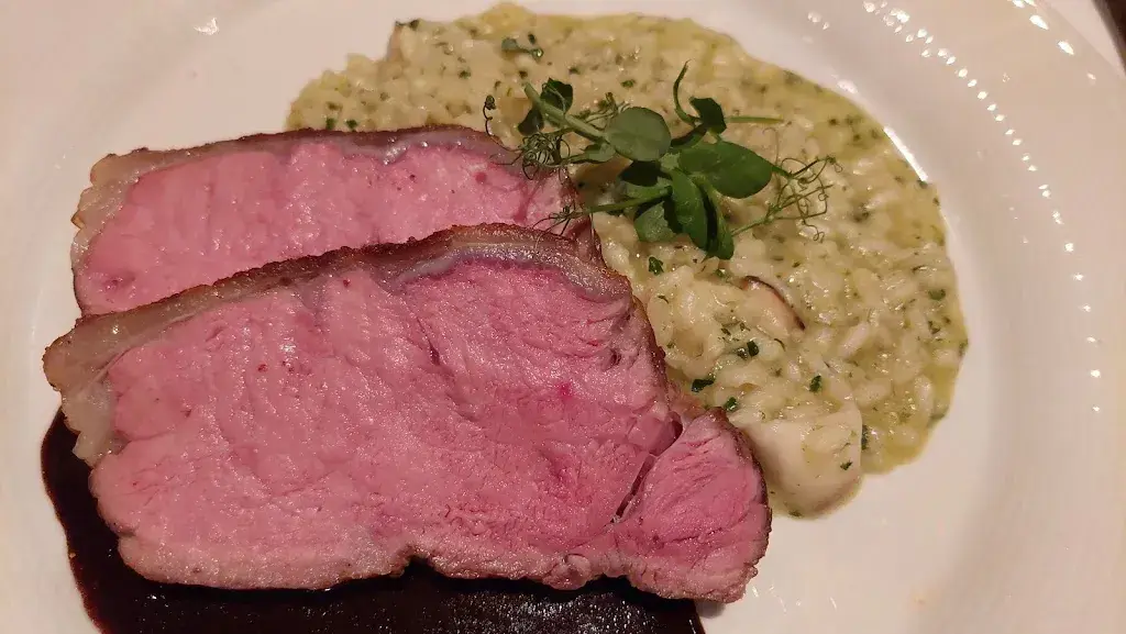 Oberlis Bahnhöfli - Ihr Speiserestaurant am Sempachersee restaurant à Nottwil