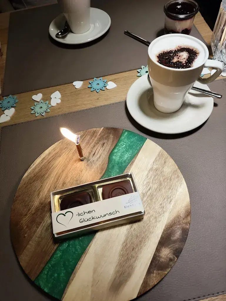 Burkert Brütsch_Eichberg_Seengen_review