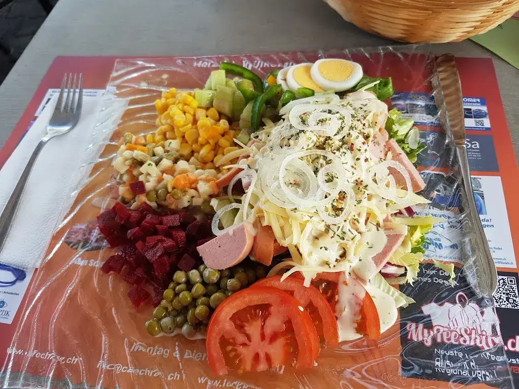 Andreas Laube_Cafe Restaurant Chratz_Dagmersellen_review