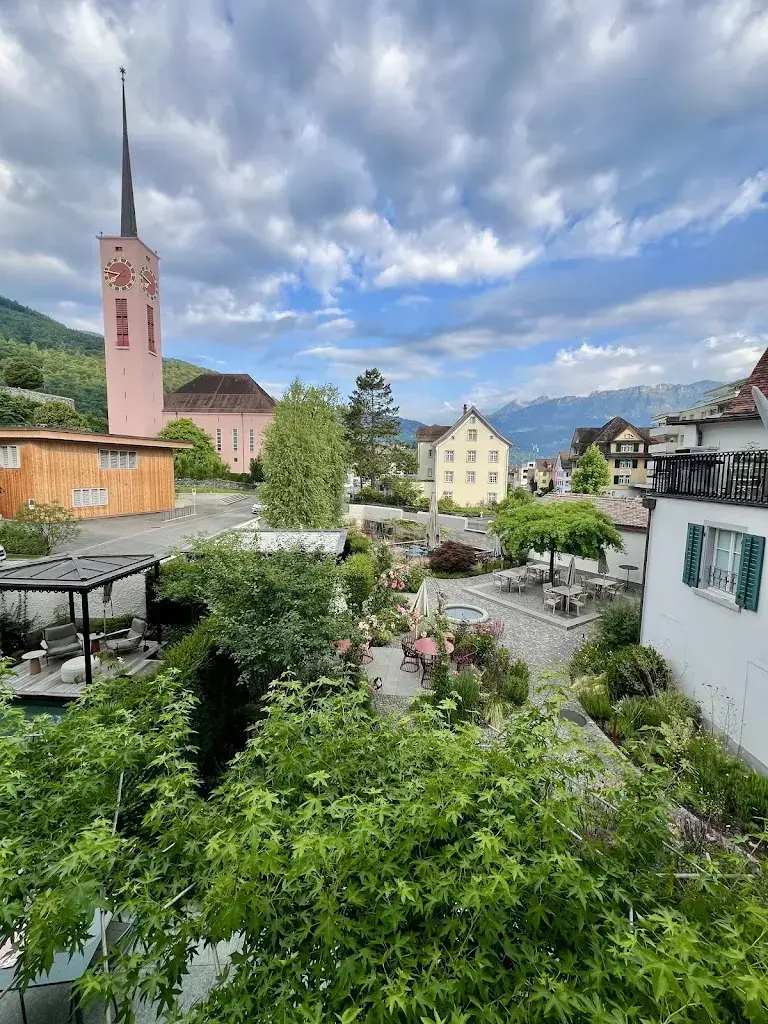 P Cook_Gasthaus Traube_Buchs_review