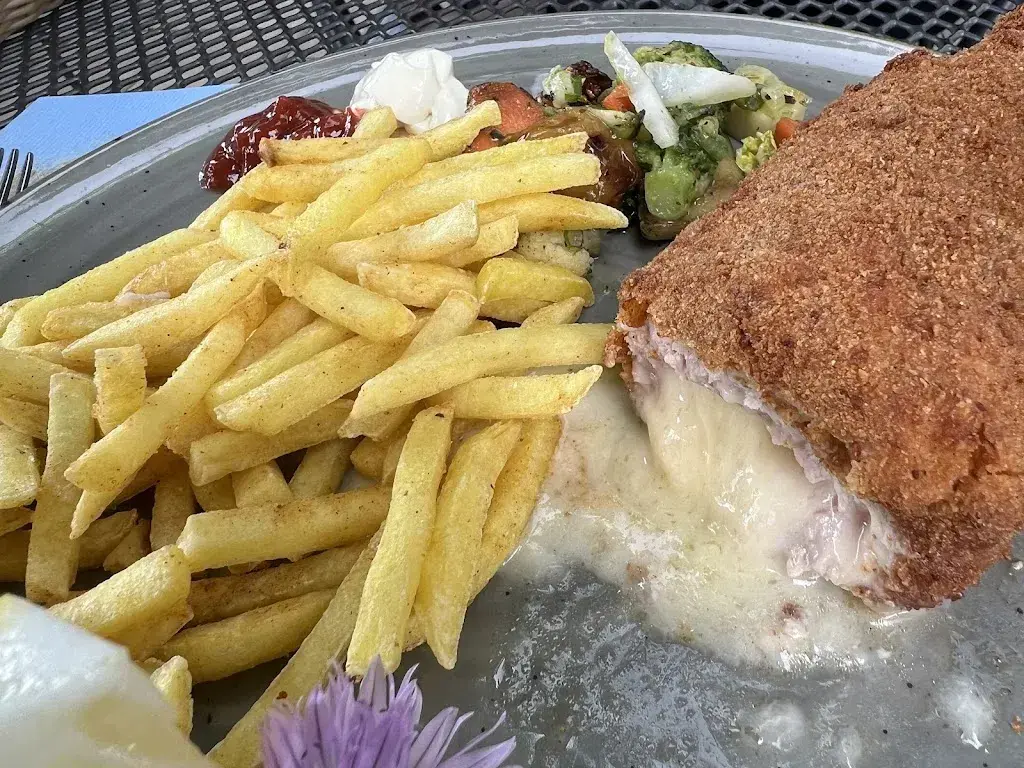 Freeform Design_Gasthof Hecht_Pfäffikon_recensione