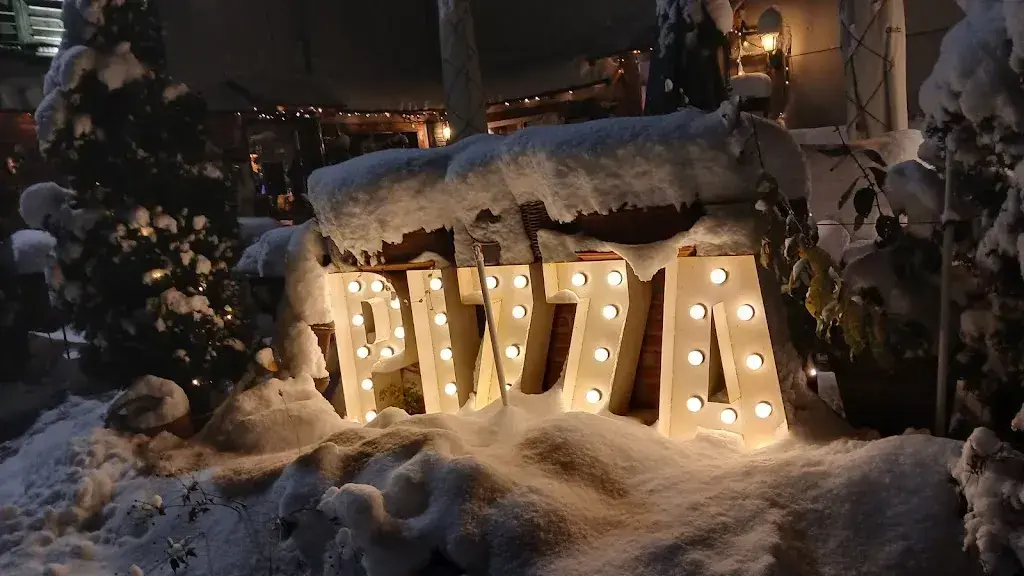 Erth Sandoval_Il Borgo - Pizzeria Napoletana_Pfäffikon_avis