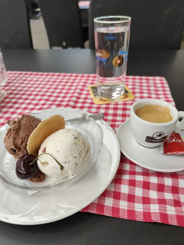 Menu_Alpenrösli_Pfäffikon_imagen_7