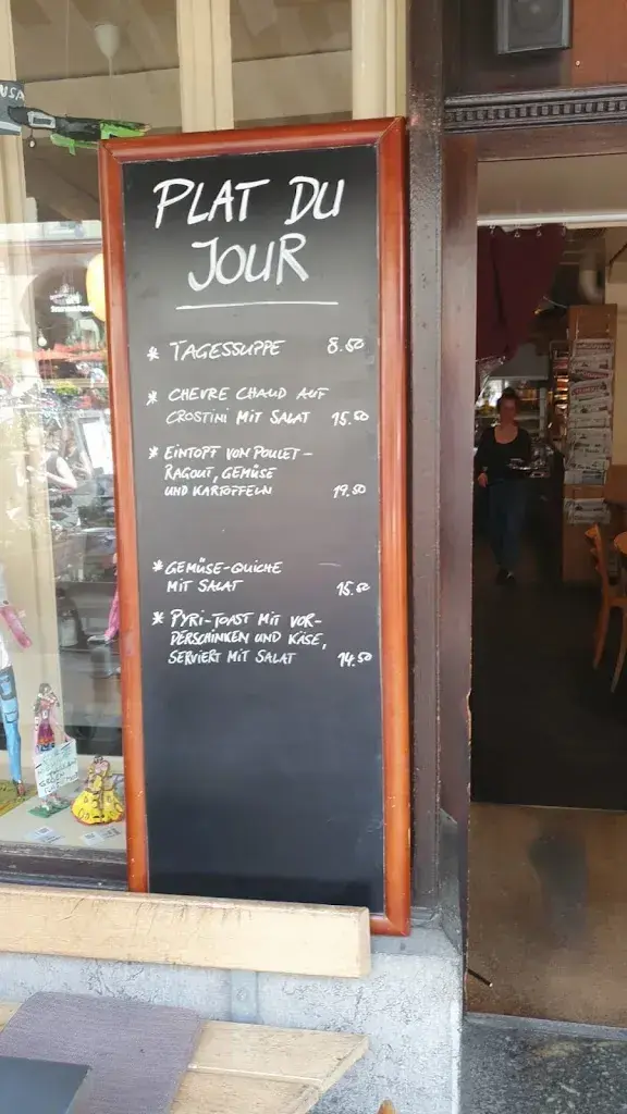 Café des Pyrénées restaurant à Bern