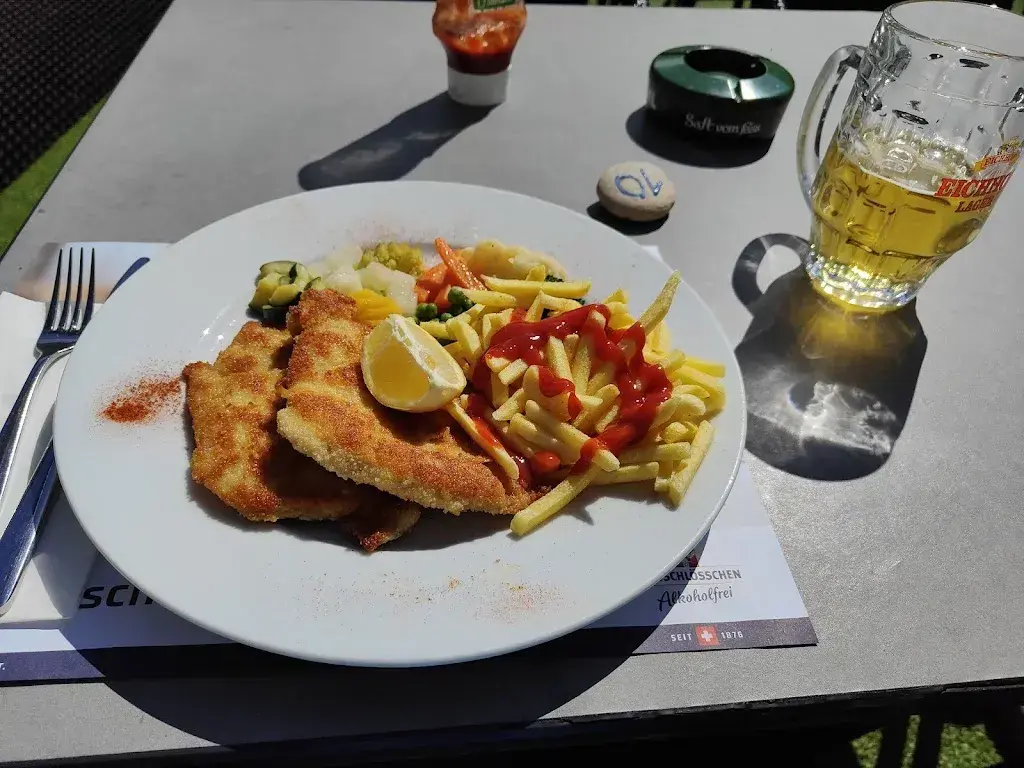 Andreas Erdmann_Hirschen_Luthern_review