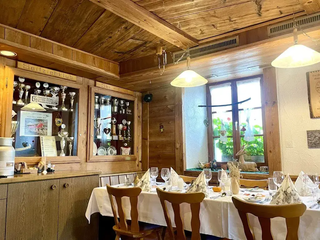 Mary Jane Kläy_Gasthof Krone_Luthern_review