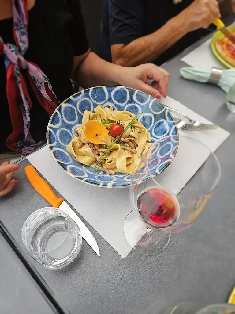 JAMES LYNCH_da Fusco_Willisau_review