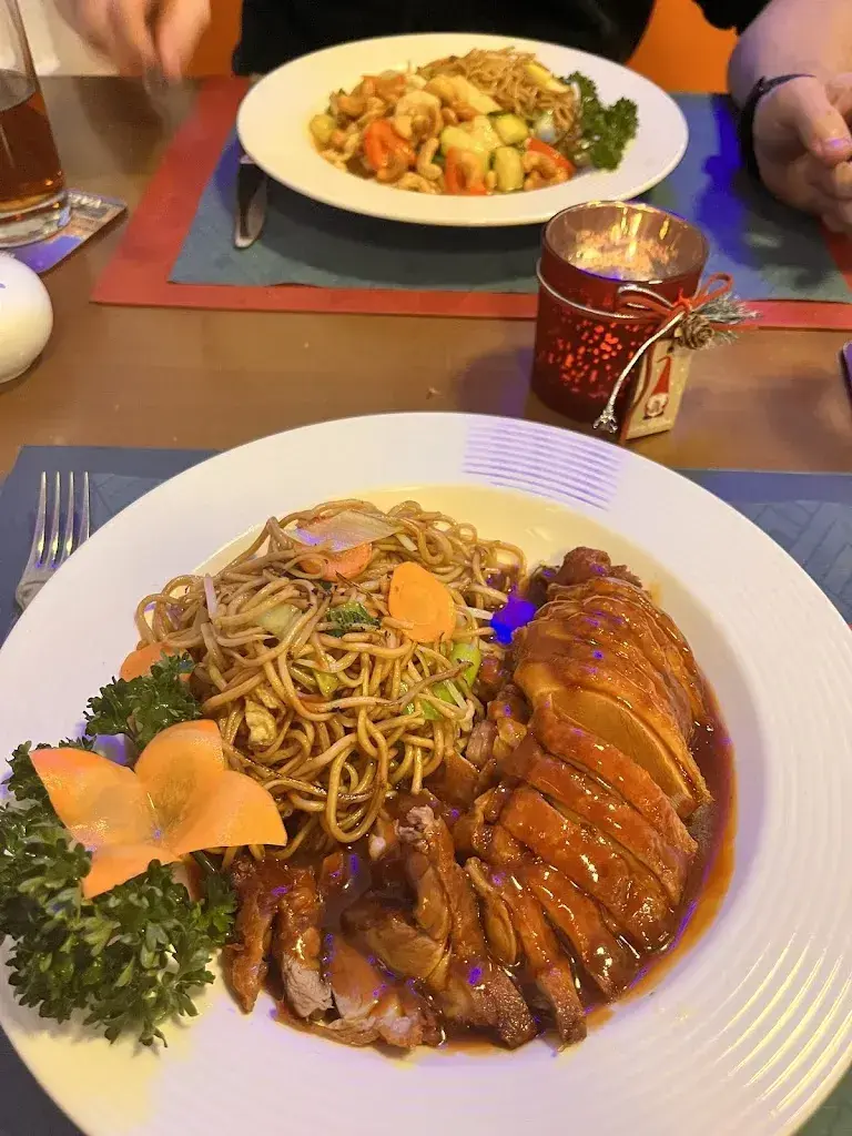 melanie kaelin_China Garden_Willisau_review