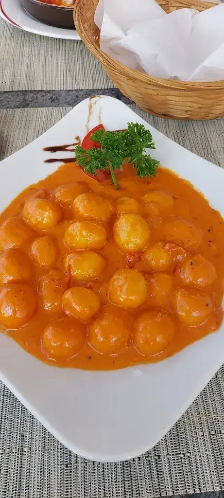 Menu_Falken, Pizzeria and Indian food_Gais_image_8