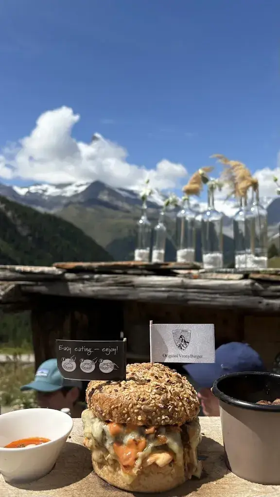 Rosy Cheng_Chez Vrony_Zermatt_avis