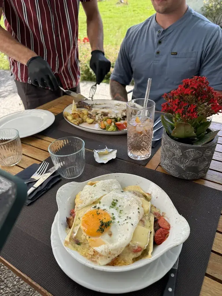 Menü_Restaurant Alm_Zermatt_Bild_8