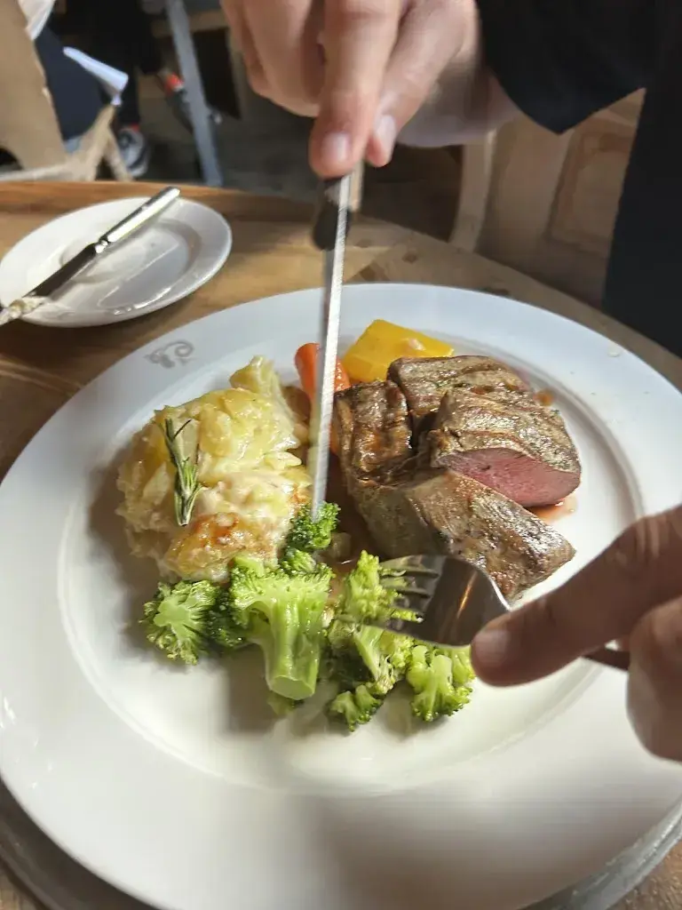 Beth Prajzner_Restaurant Julen_Zermatt_avis