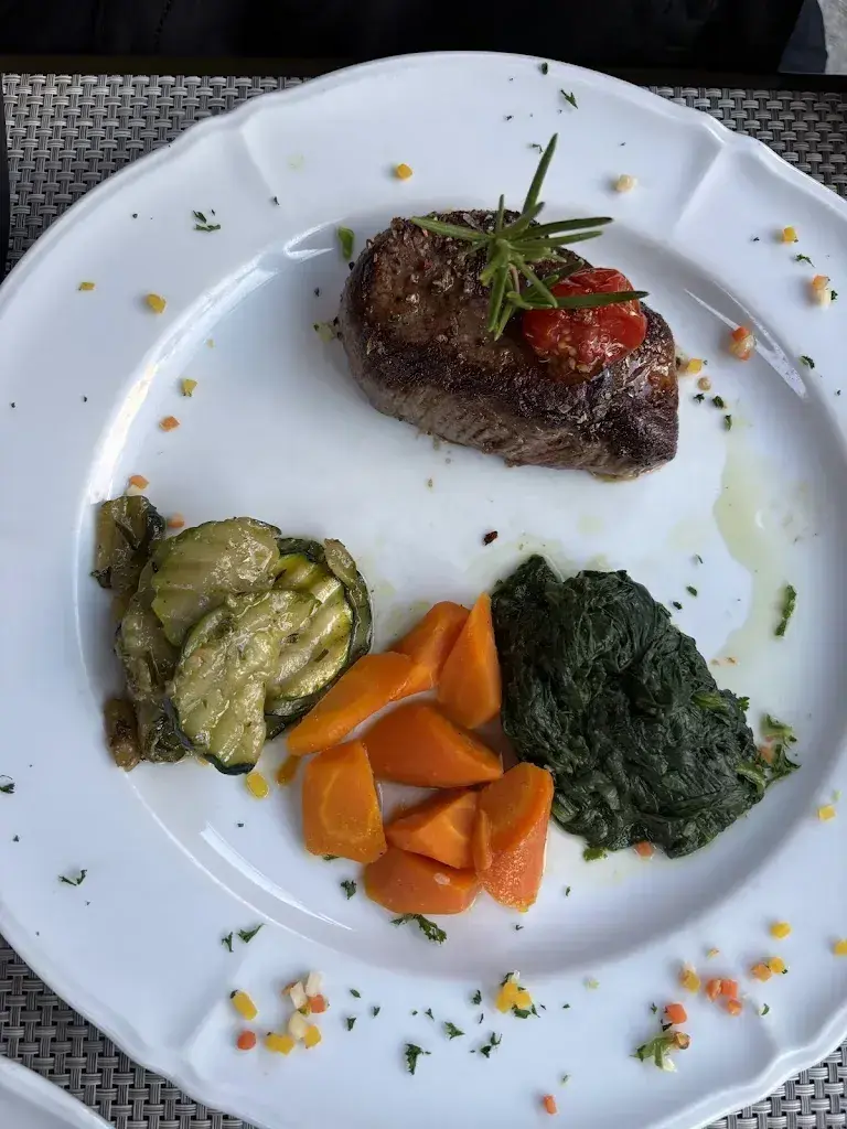 Chloe Michaud_Restaurant Avena_Zermatt_Bewertung