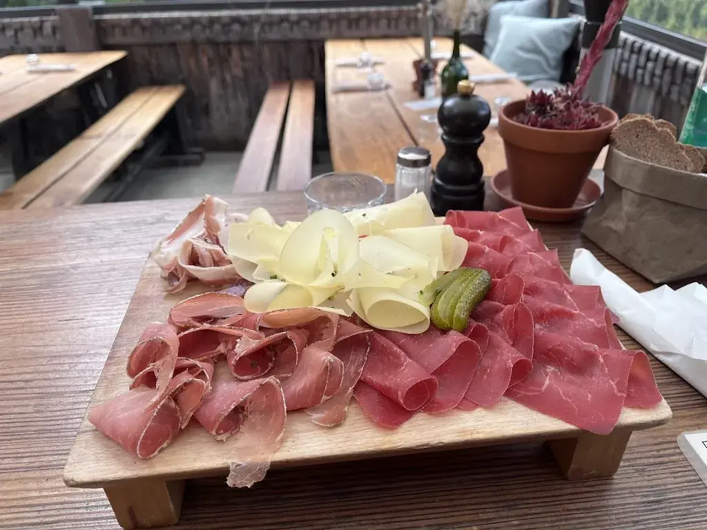 Menu_Findlerhof_Zermatt_image_7