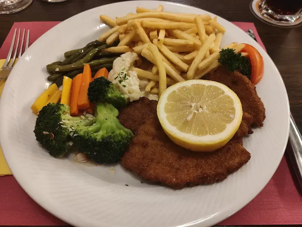 Monika Jnglin_Kreuz_Winikon_review