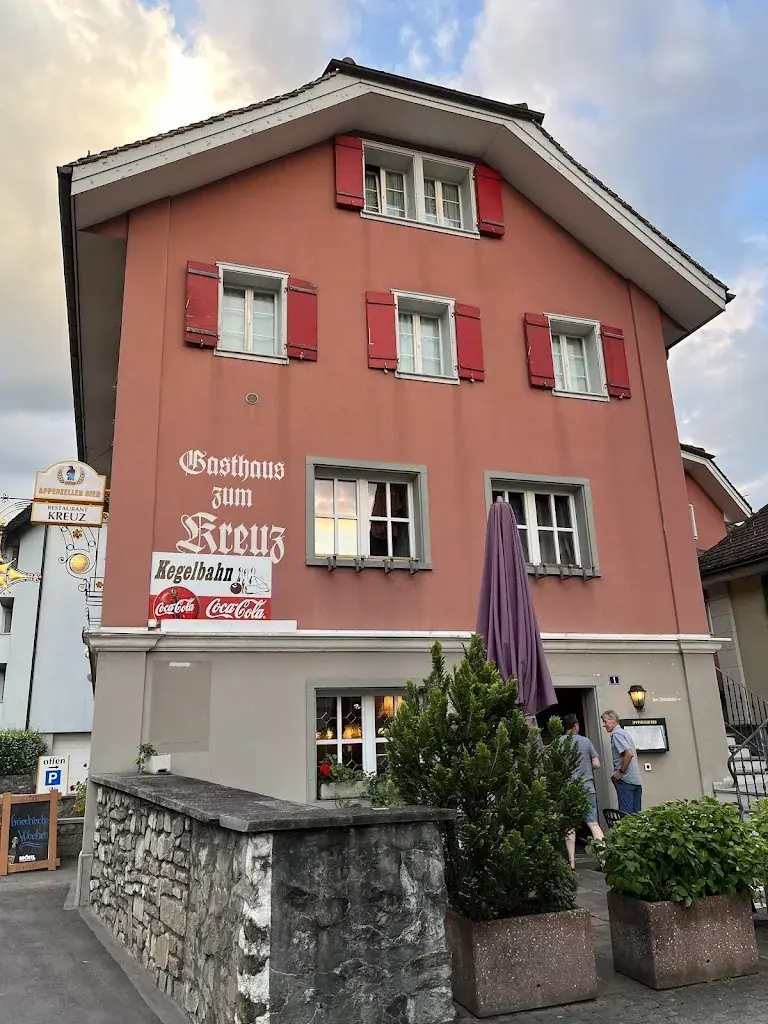 Troy H_Restaurant Kreuz_Altdorf_avis