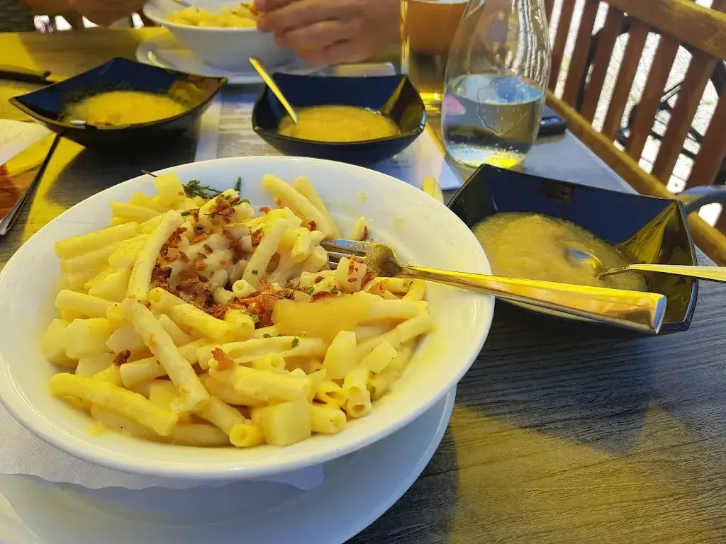 Julian M._Pragelpasshöhe_Muotathal_review