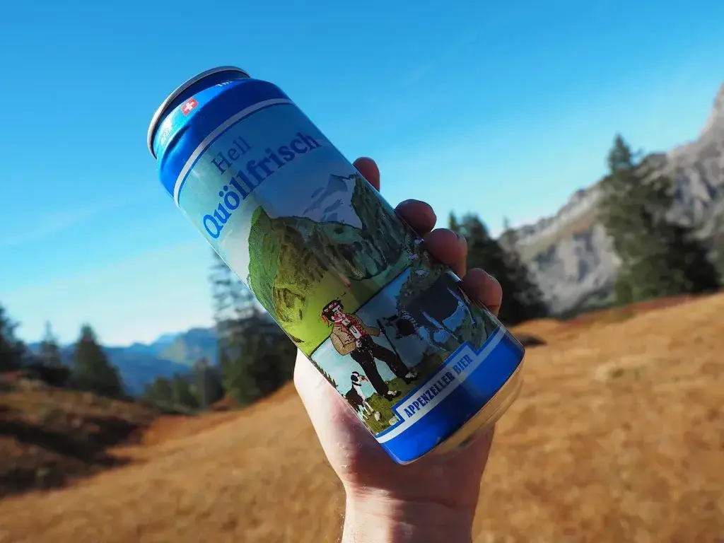 Manuel Manolo Schumacher_Alpwirtschaft Roggenloch_Muotathal_avis