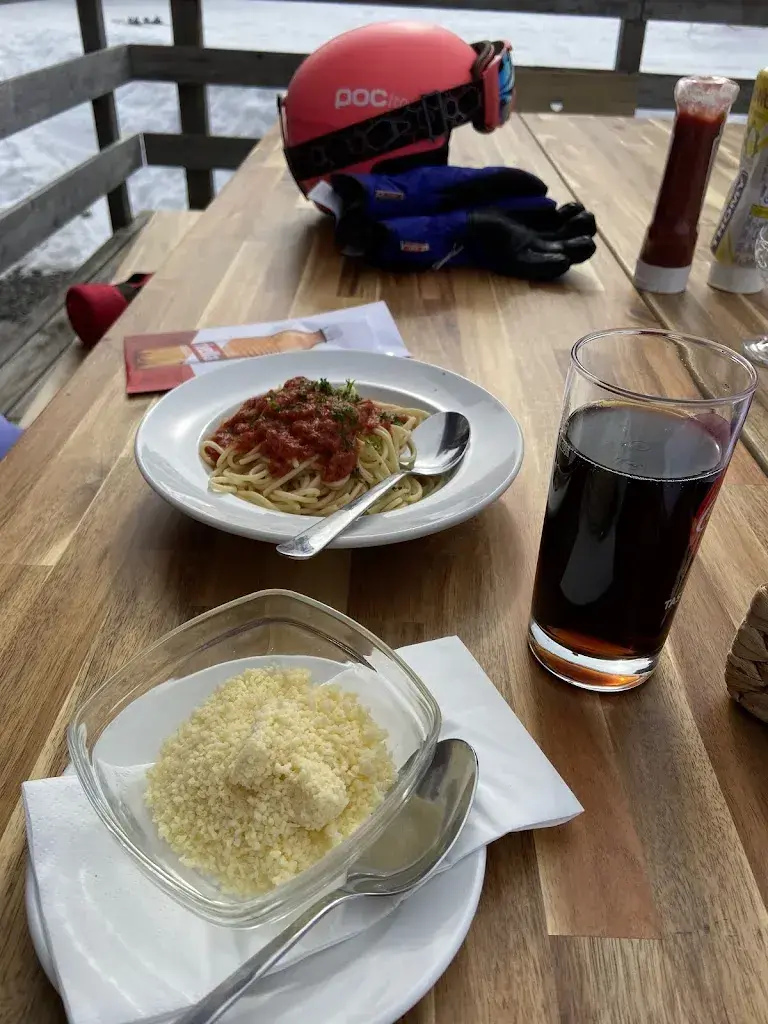 Menu_PistenBully Beiz Brunnerboden_Stoos_image_5